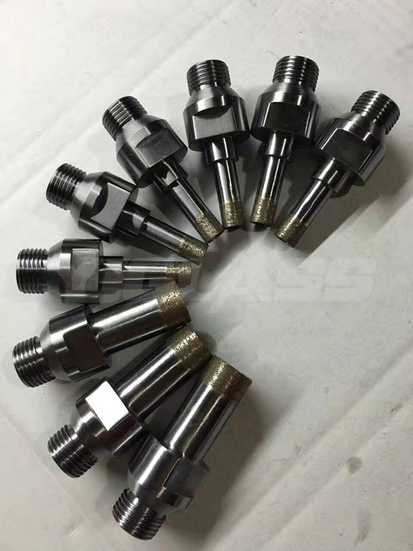 Taper shank bit