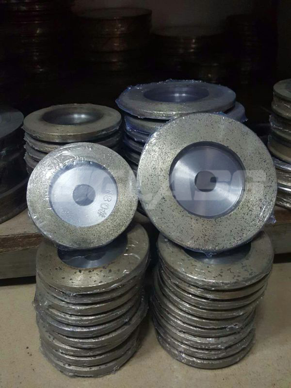 Diamond grinding plate
