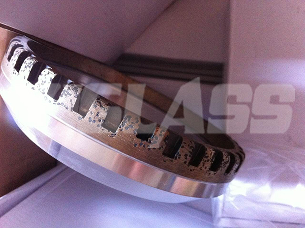Grinding wheel tool